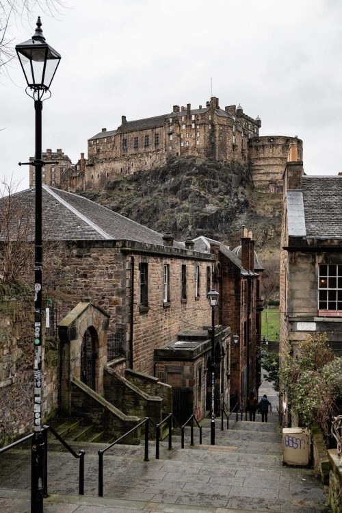 Explore the enchanting city of Edinburgh and immerse yourself in its rich history at the magnificent Edinburgh Castle. Discover the magical sites that inspired J.K. Rowling's iconic Harry Potter series as you